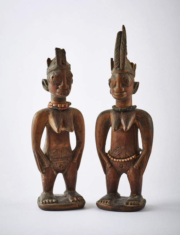 Ibeji twin figures picture from https://www.tribaltwins.com